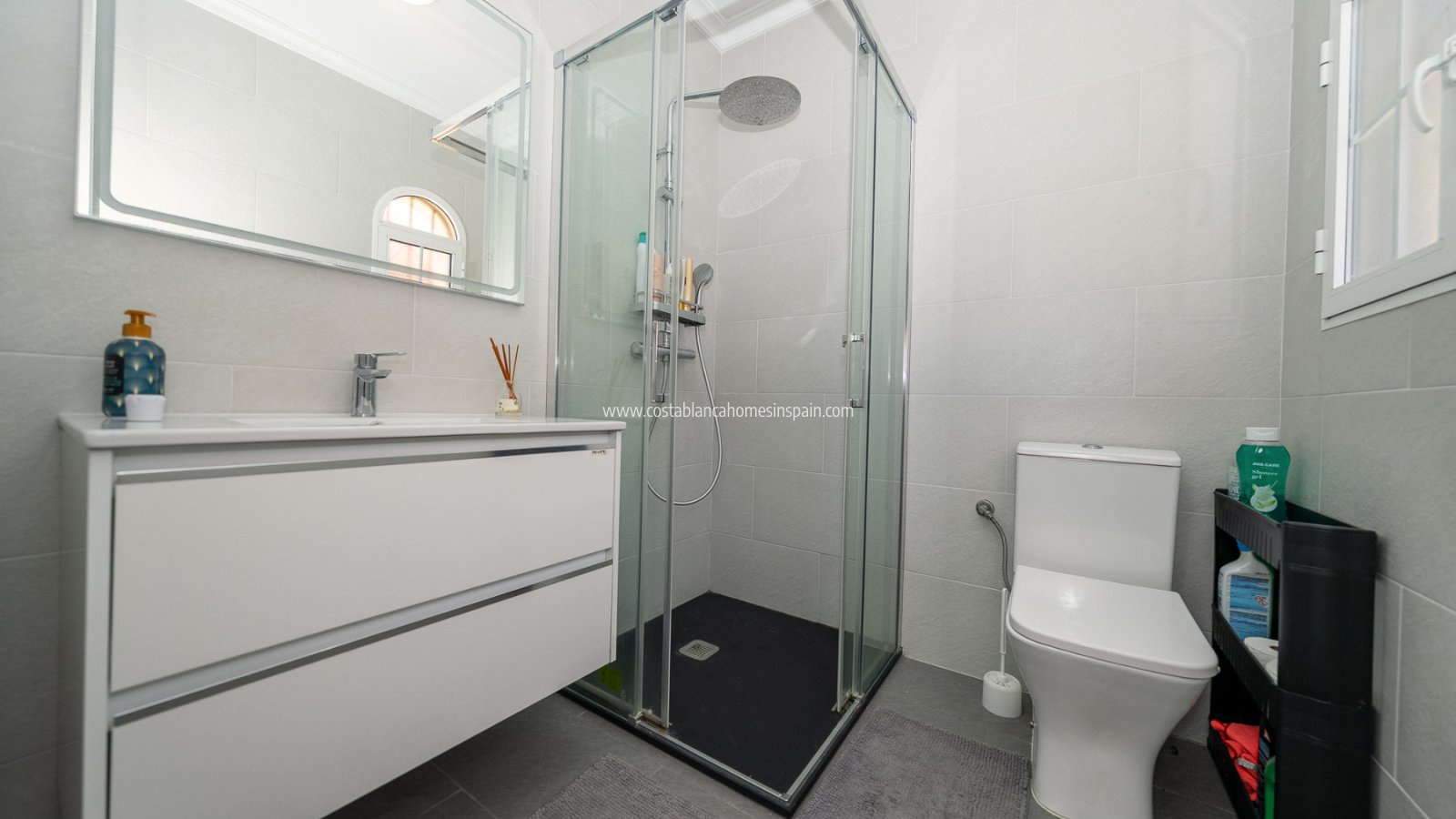 Sale - Detached Villa - Playa Flamenca - Sportcentre