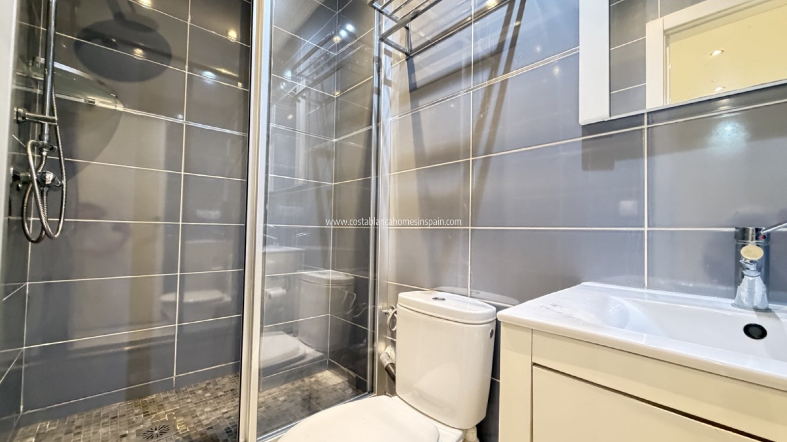 Sale - Detached Villa -  - Torremendo