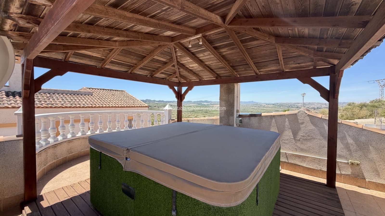 Sale - Detached Villa -  - Torremendo