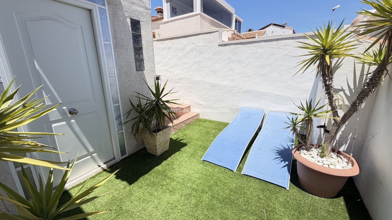 Sale - Detached Villa -  - Torremendo