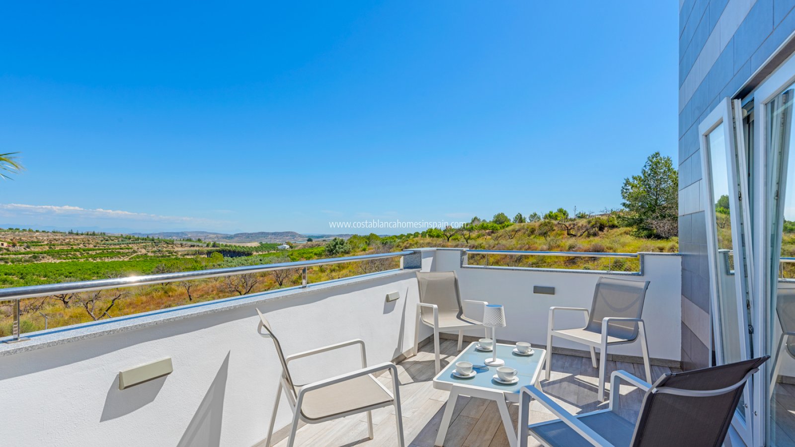 Sale - Detached Villa -  - Torremendo