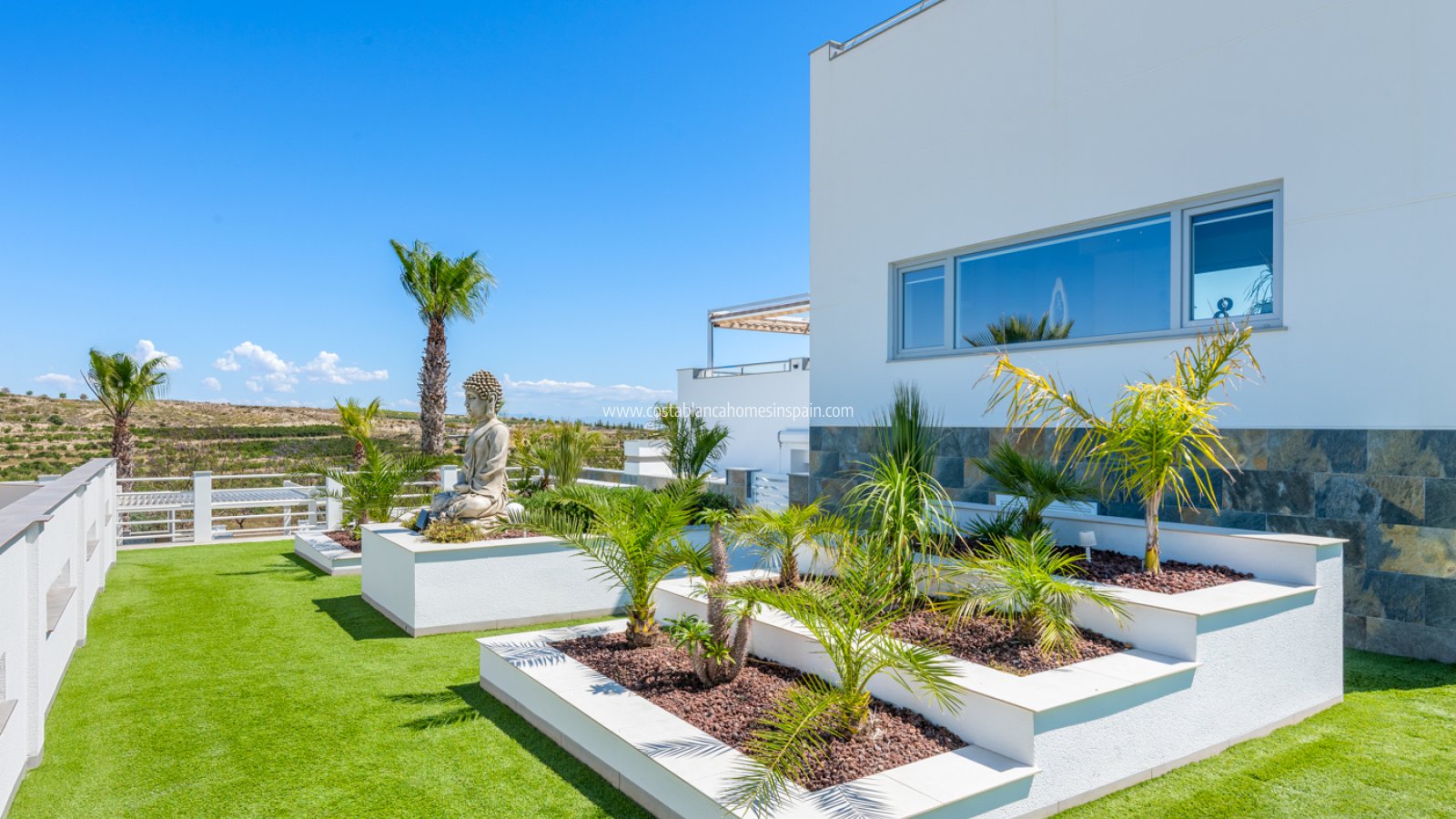 Sale - Detached Villa -  - Torremendo