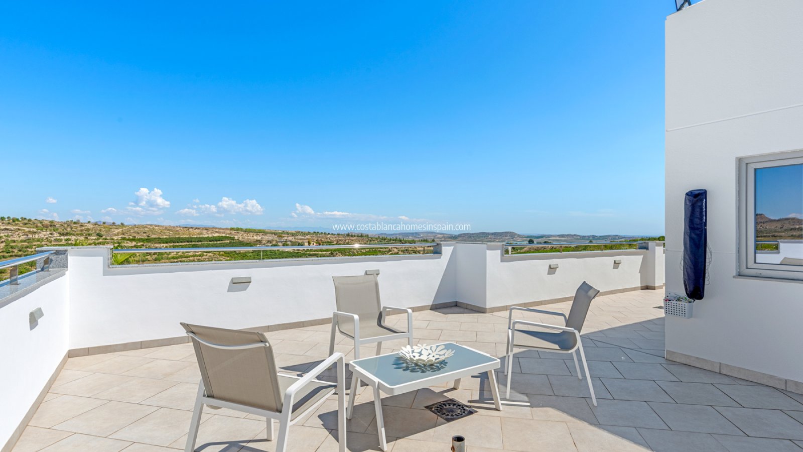 Sale - Detached Villa -  - Torremendo