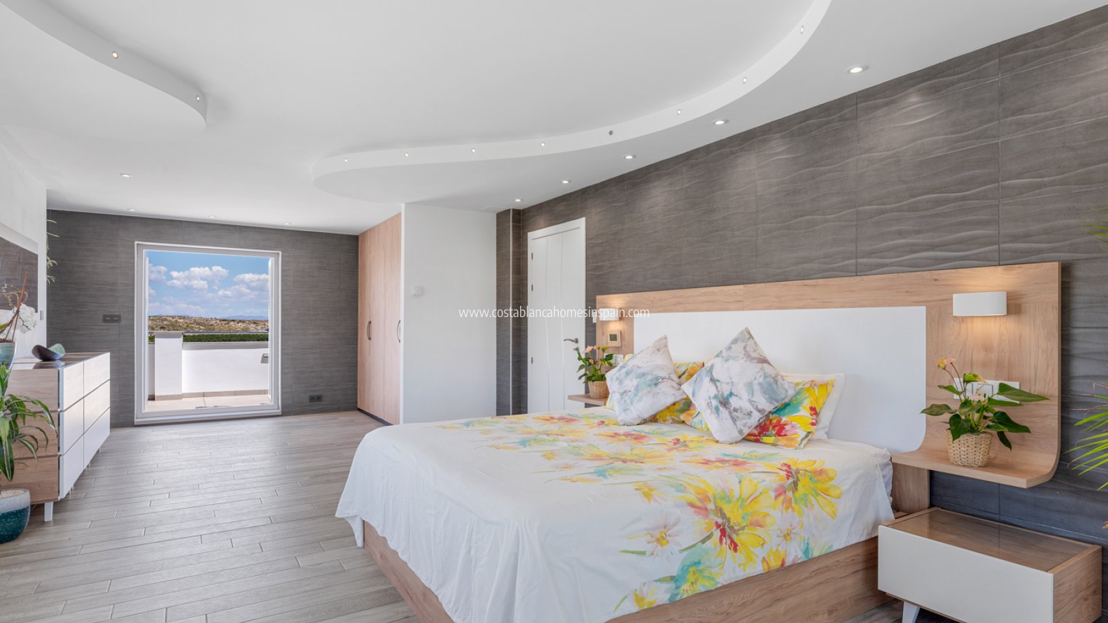 Sale - Detached Villa -  - Torremendo