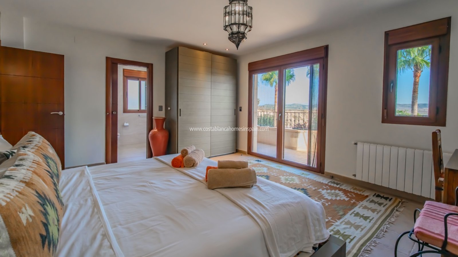 Sale - Detached Villa -  - Torremendo