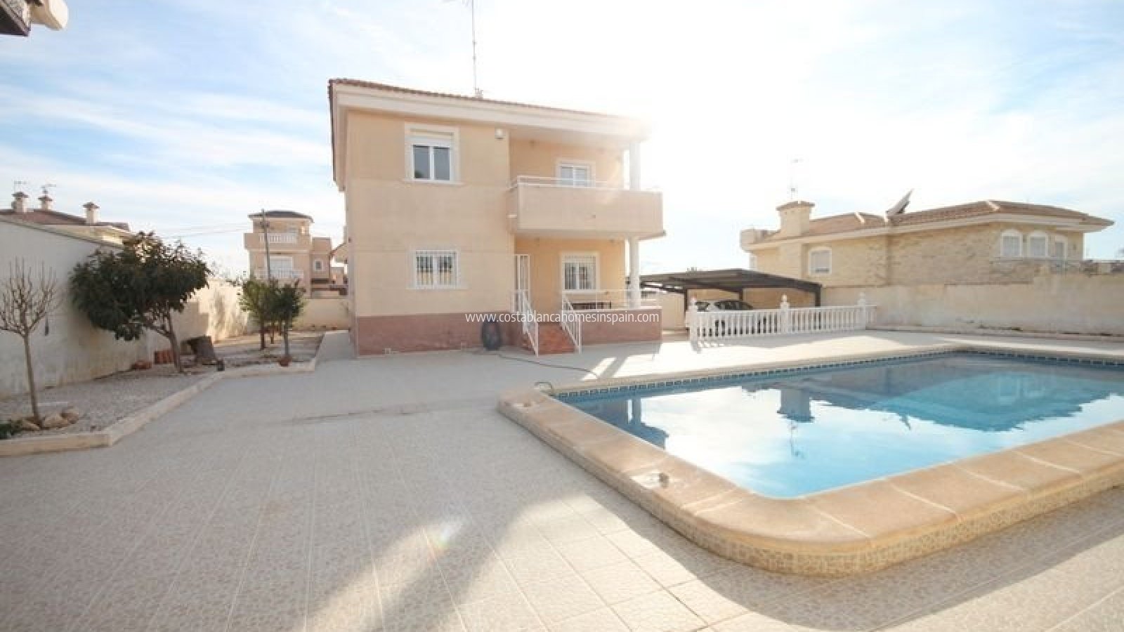 Sale - Detached Villa - Torrevieja - Aguas Nuevas