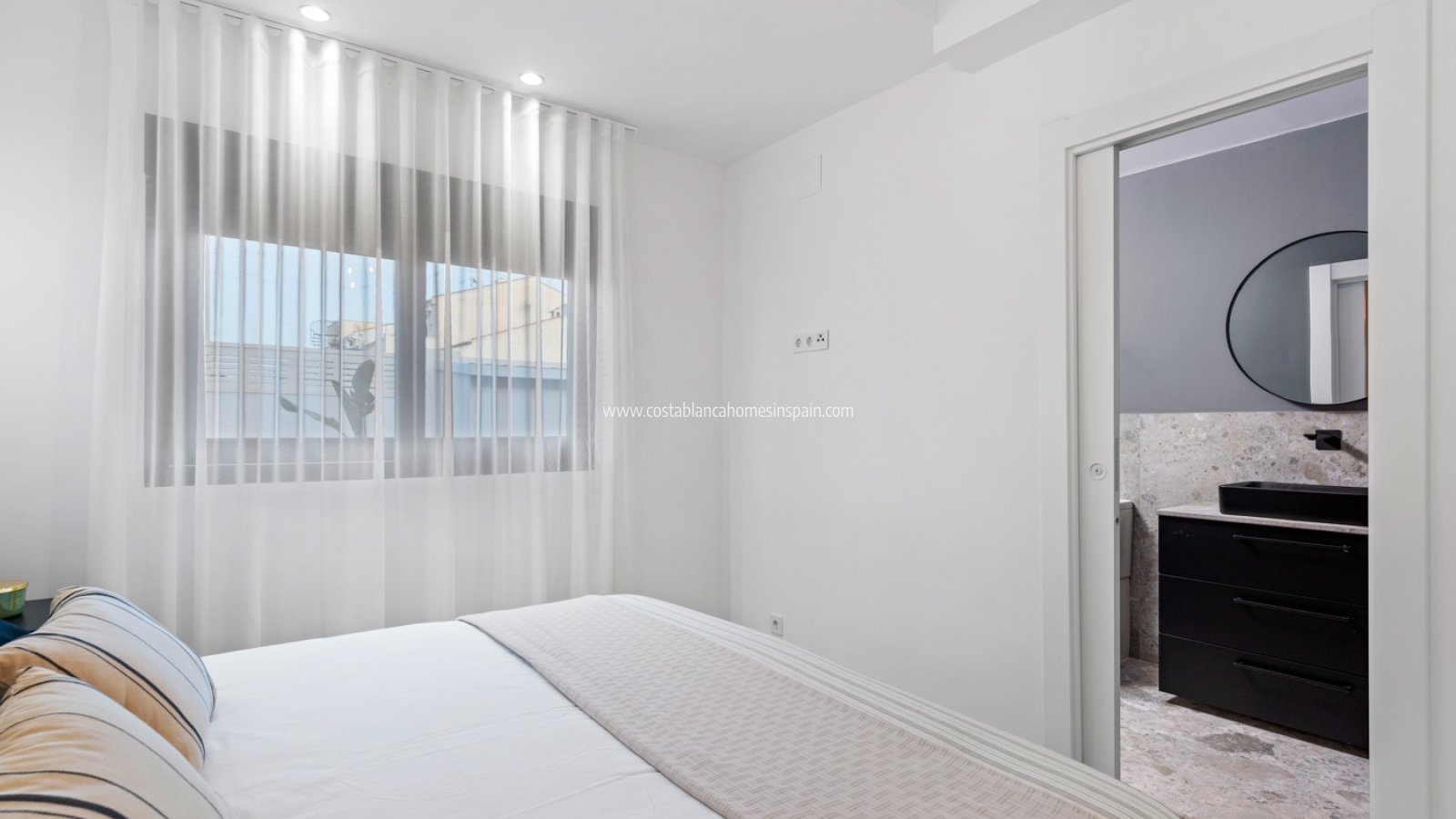 Sale - Detached Villa - Torrevieja - El chaparral