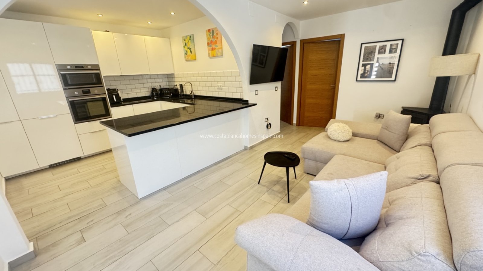 Sale - Detached Villa - Villamartin - Blue Lagoon