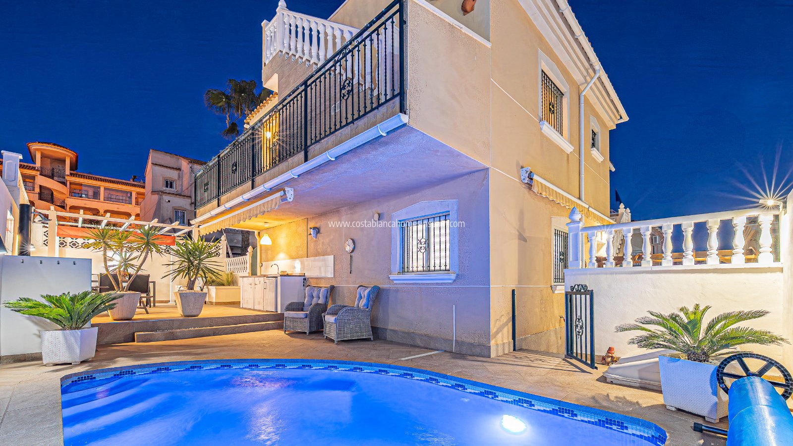 Sale - Detached Villa - Villamartin - Montegolf