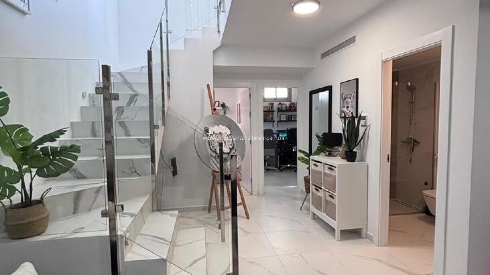 Sale - Detached Villa - Villamartin - Pau 8