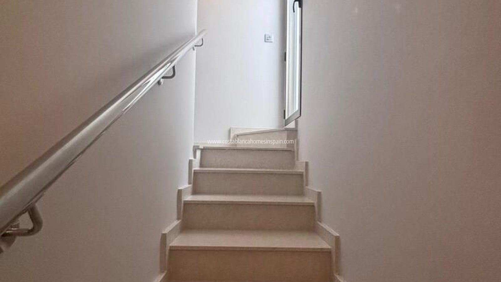 Sale - Detached Villa - Villamartin - Pau 8