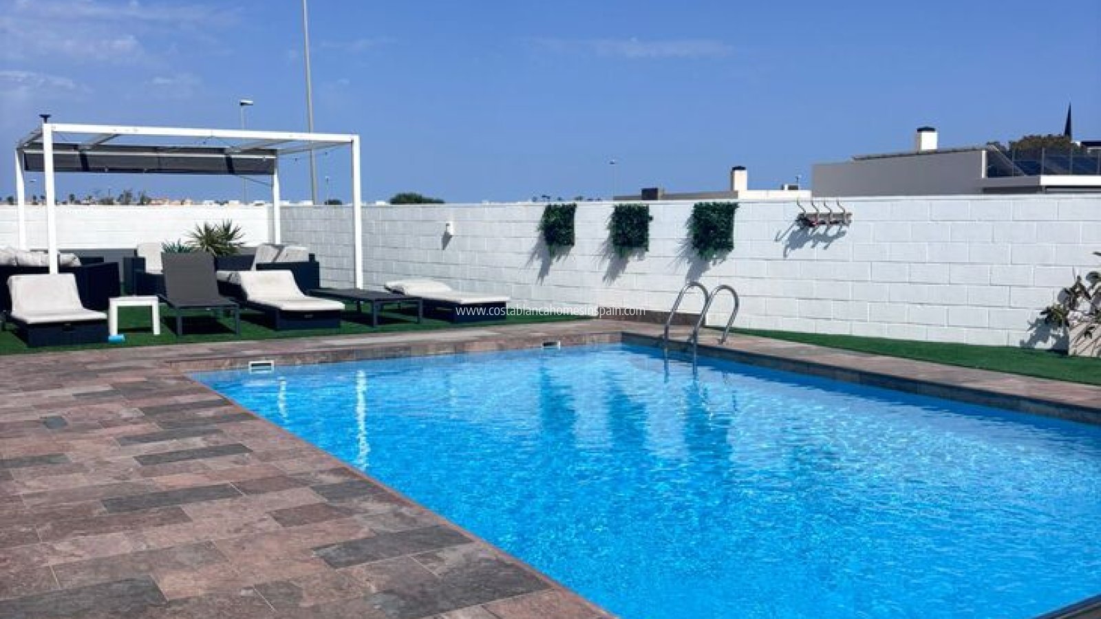 Sale - Detached Villa - Villamartin - Pau 8