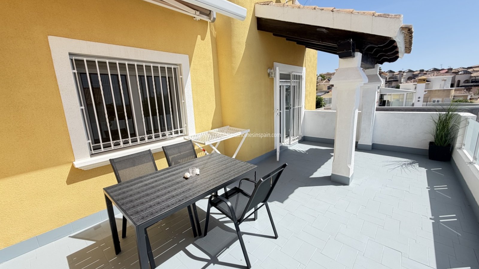 Sale - Detached Villa - Villamartin