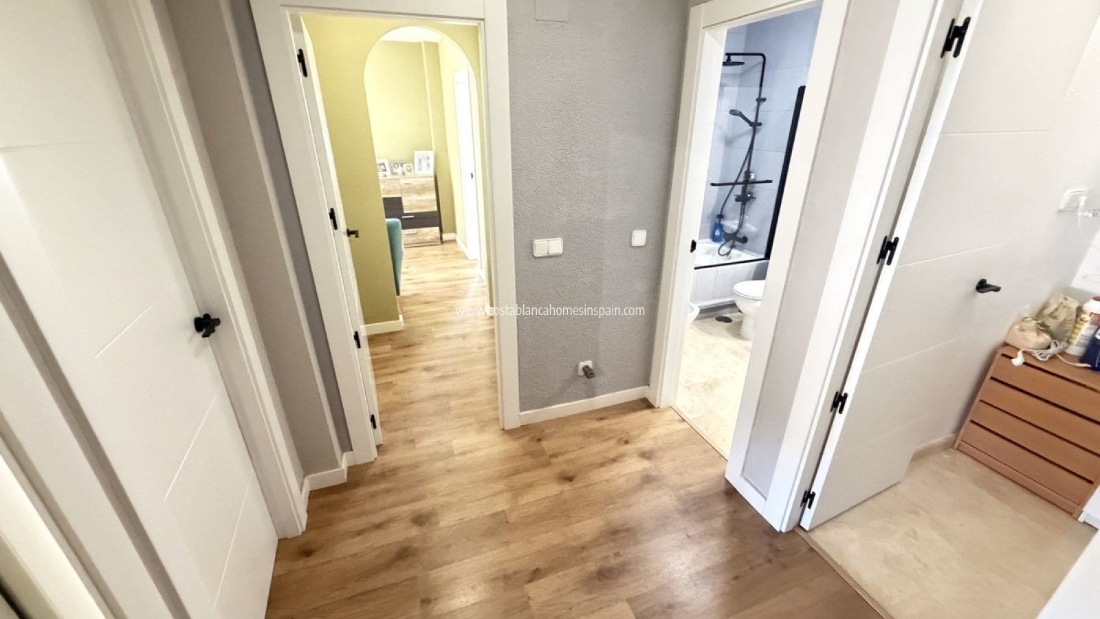 Sale - Detached Villa - Villamartin
