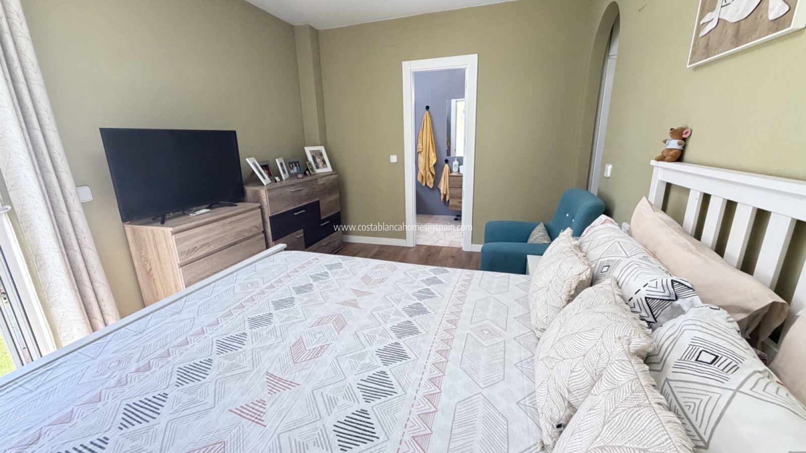 Sale - Detached Villa - Villamartin
