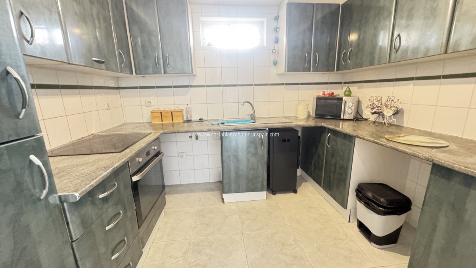 Sale - Detached Villa - Villamartin