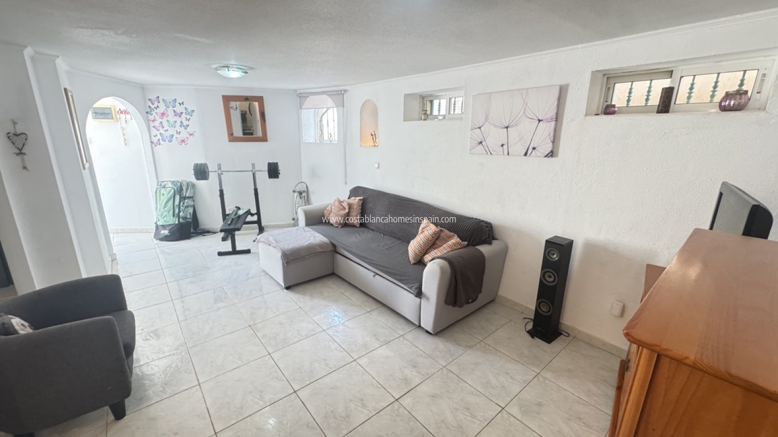 Sale - Detached Villa - Villamartin