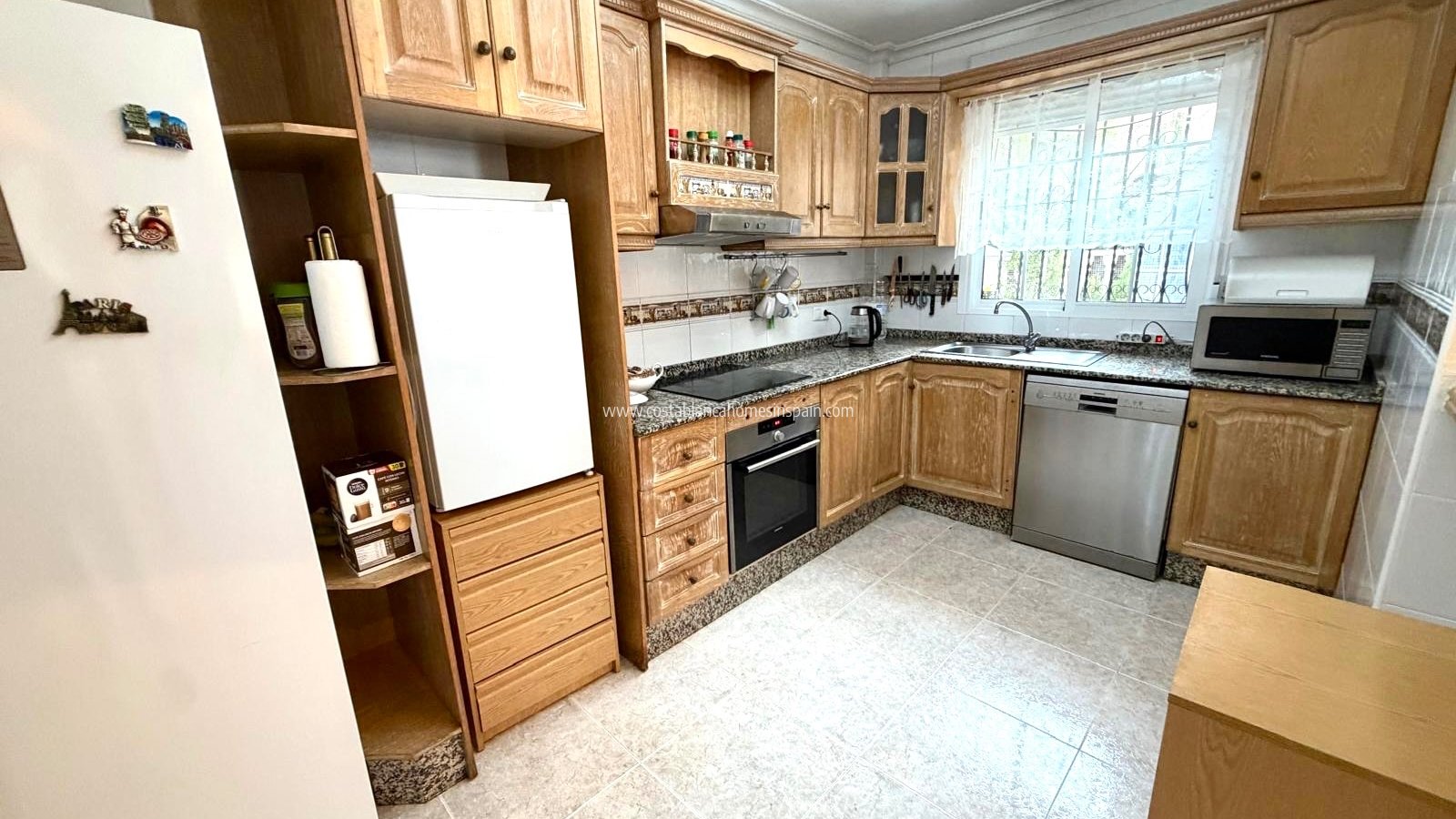 Sale - Detached Villa - Villamartin