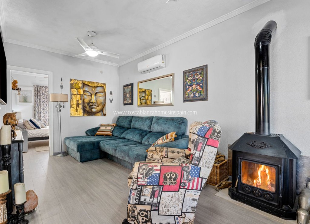 Sale - Detached Villa - Villamartin