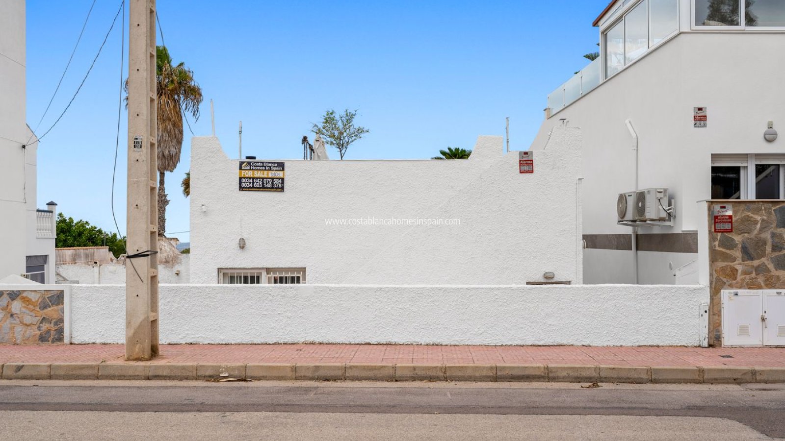 Sale - Detached Villa - Villamartin