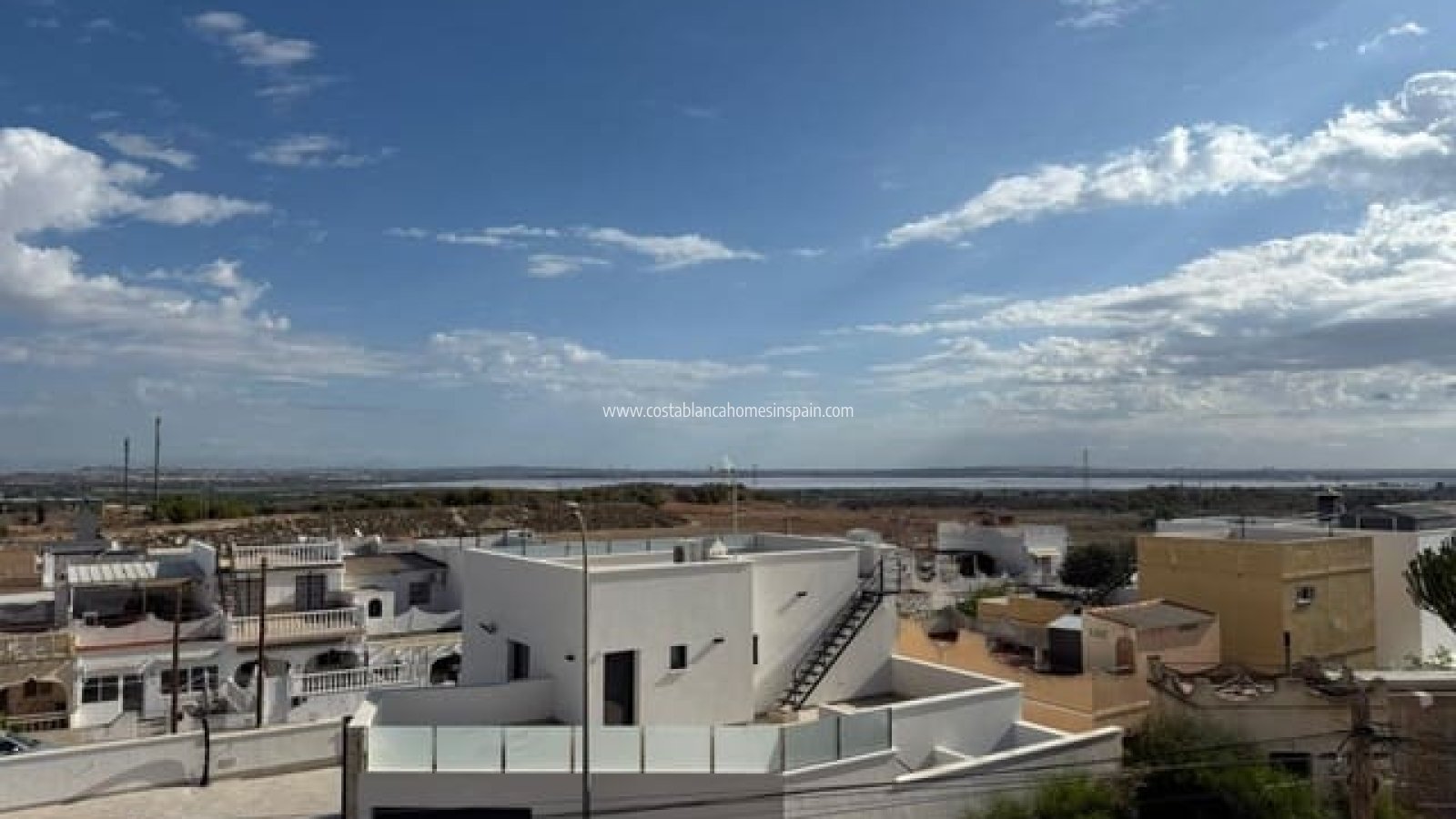 Sale -  - San Miguel de Salinas