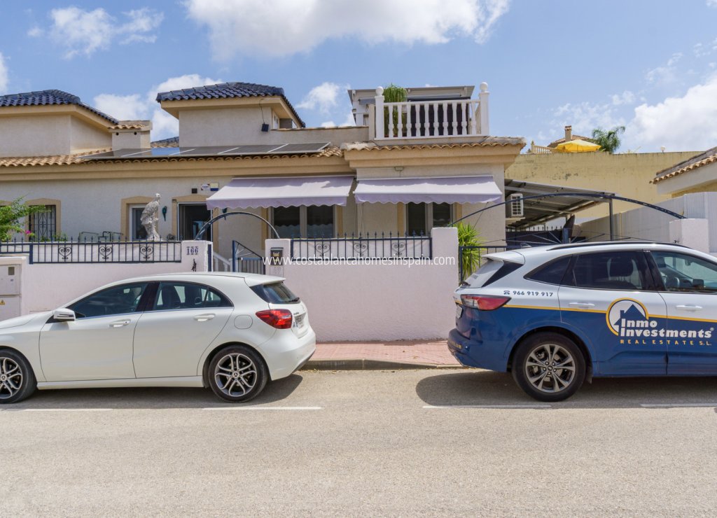 Sale - Semi - Detached Villa - Benijófar - Benimar
