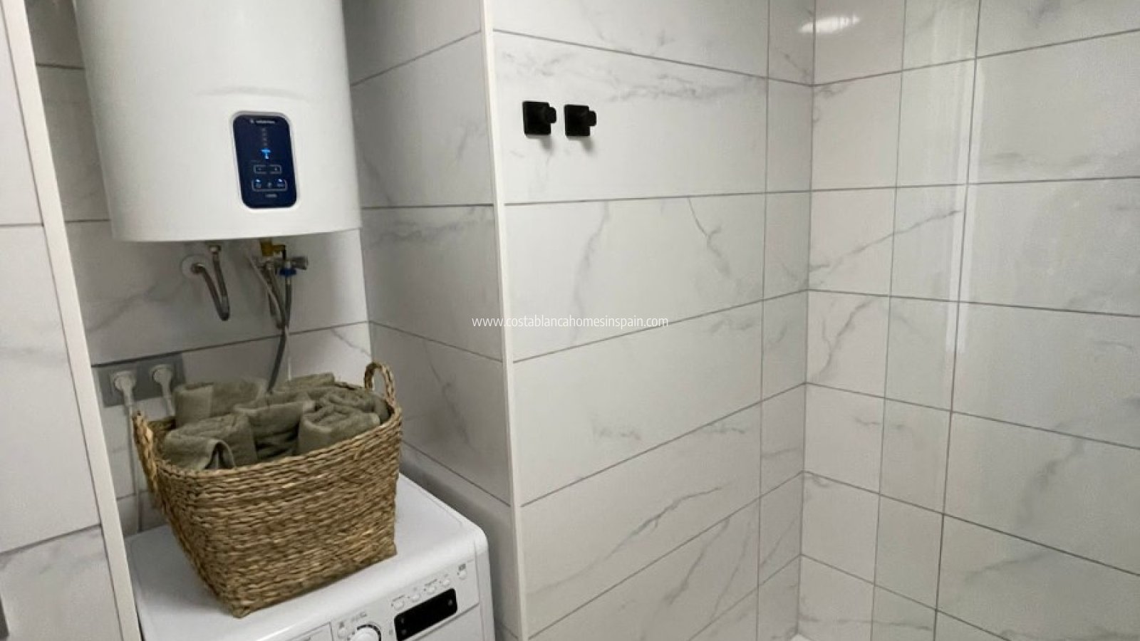 Sale - Semi - Detached Villa - La Florida