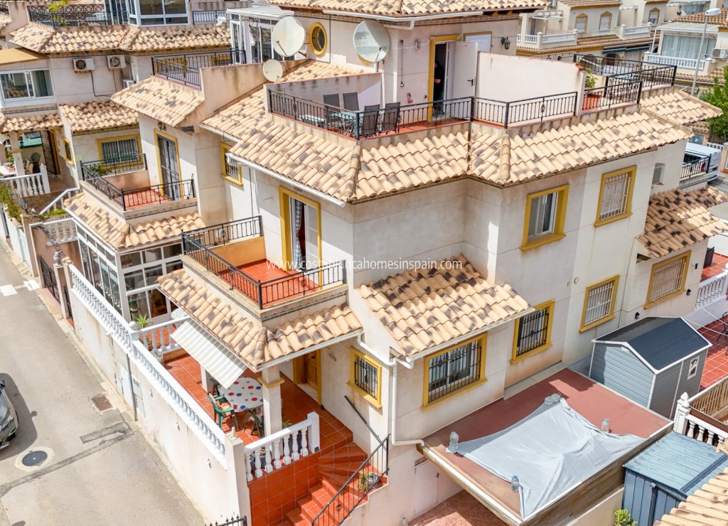 Sale - Semi - Detached Villa - Orihuela - La Zenia