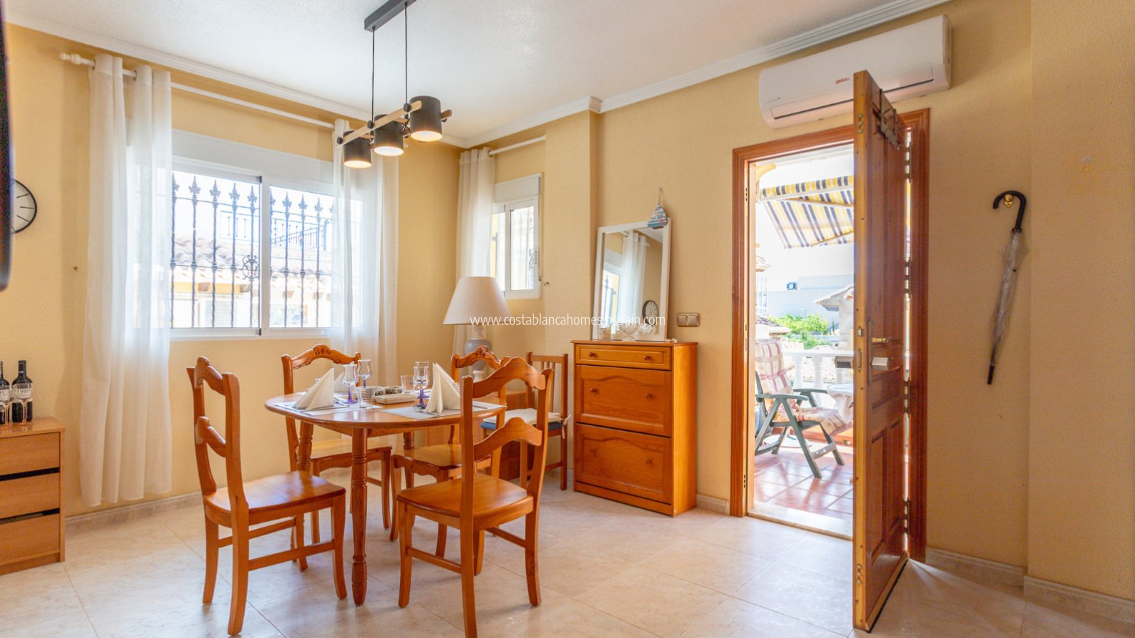 Sale - Semi - Detached Villa - Orihuela - La Zenia