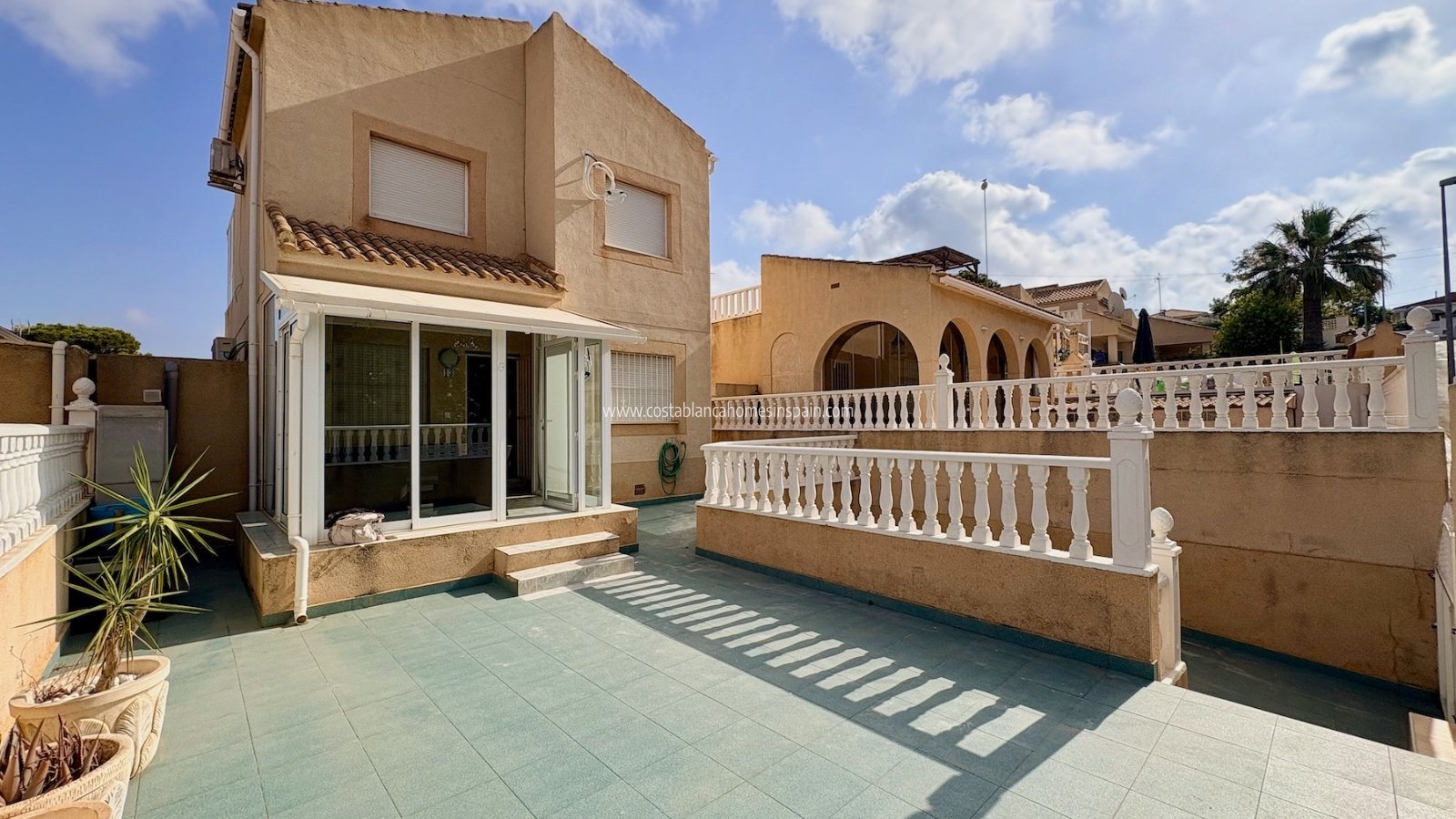 Sale - Semi - Detached Villa - Orihuela - Los Balcones
