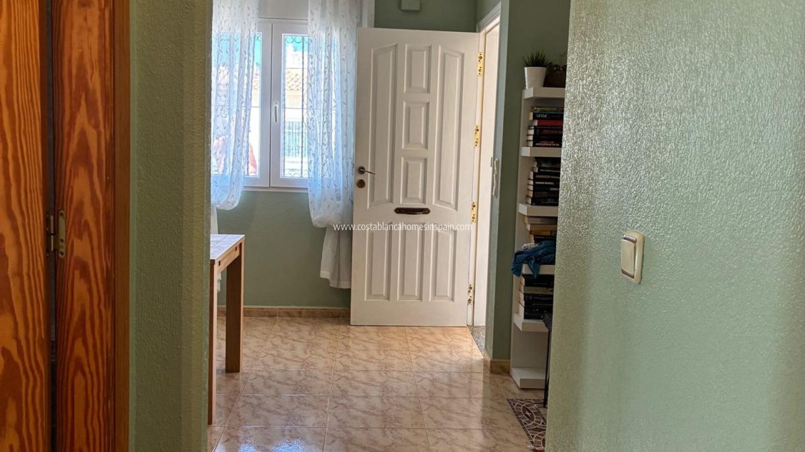 Sale - Semi - Detached Villa - Villamartin