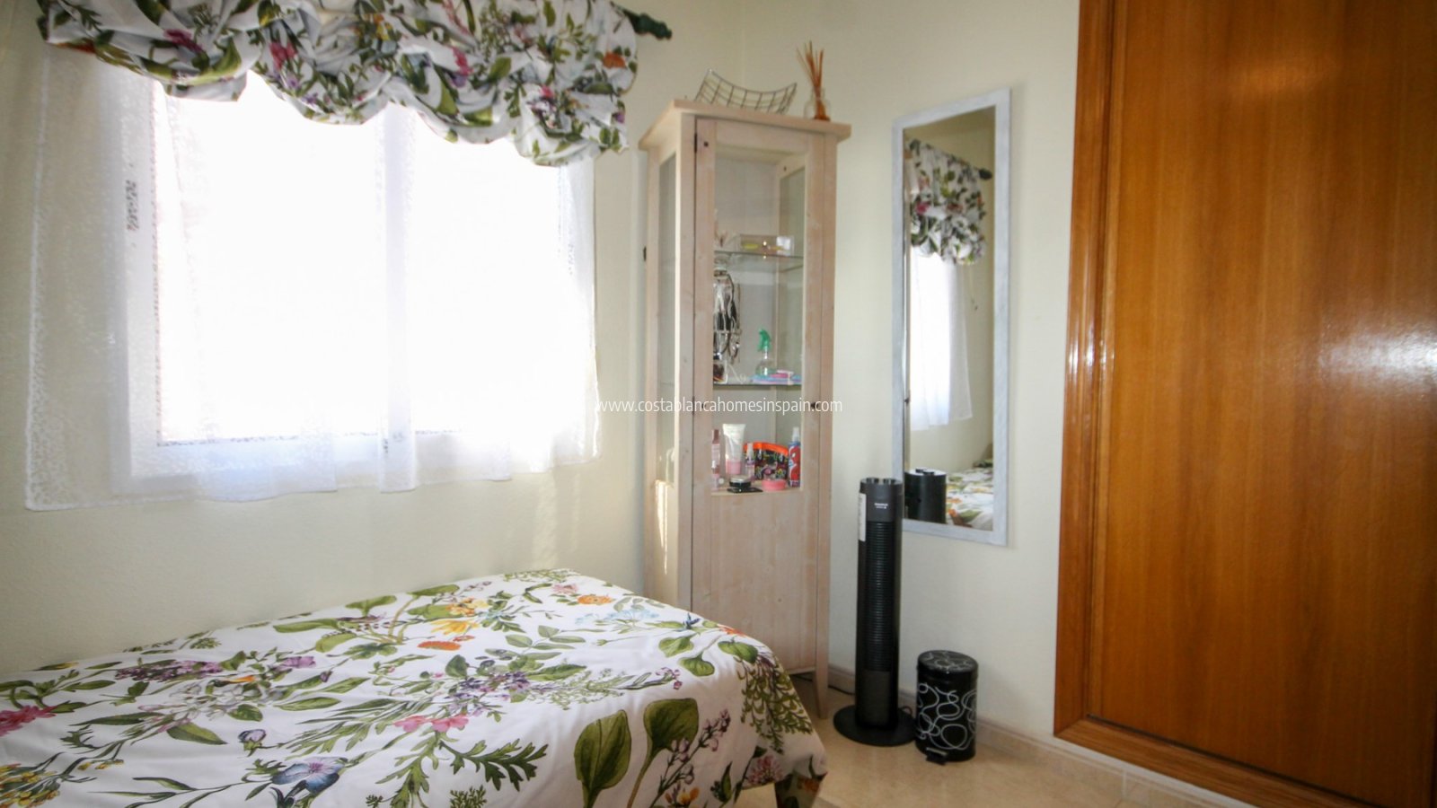 Sale - Semi - Detached Villa - Villamartin