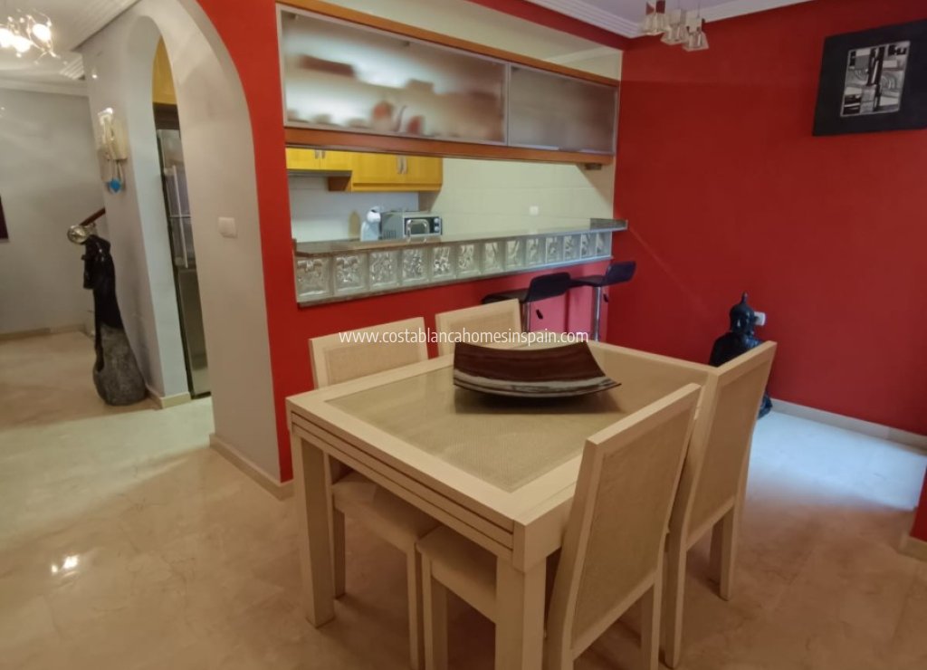 Sale - Townhouse - Algorfa