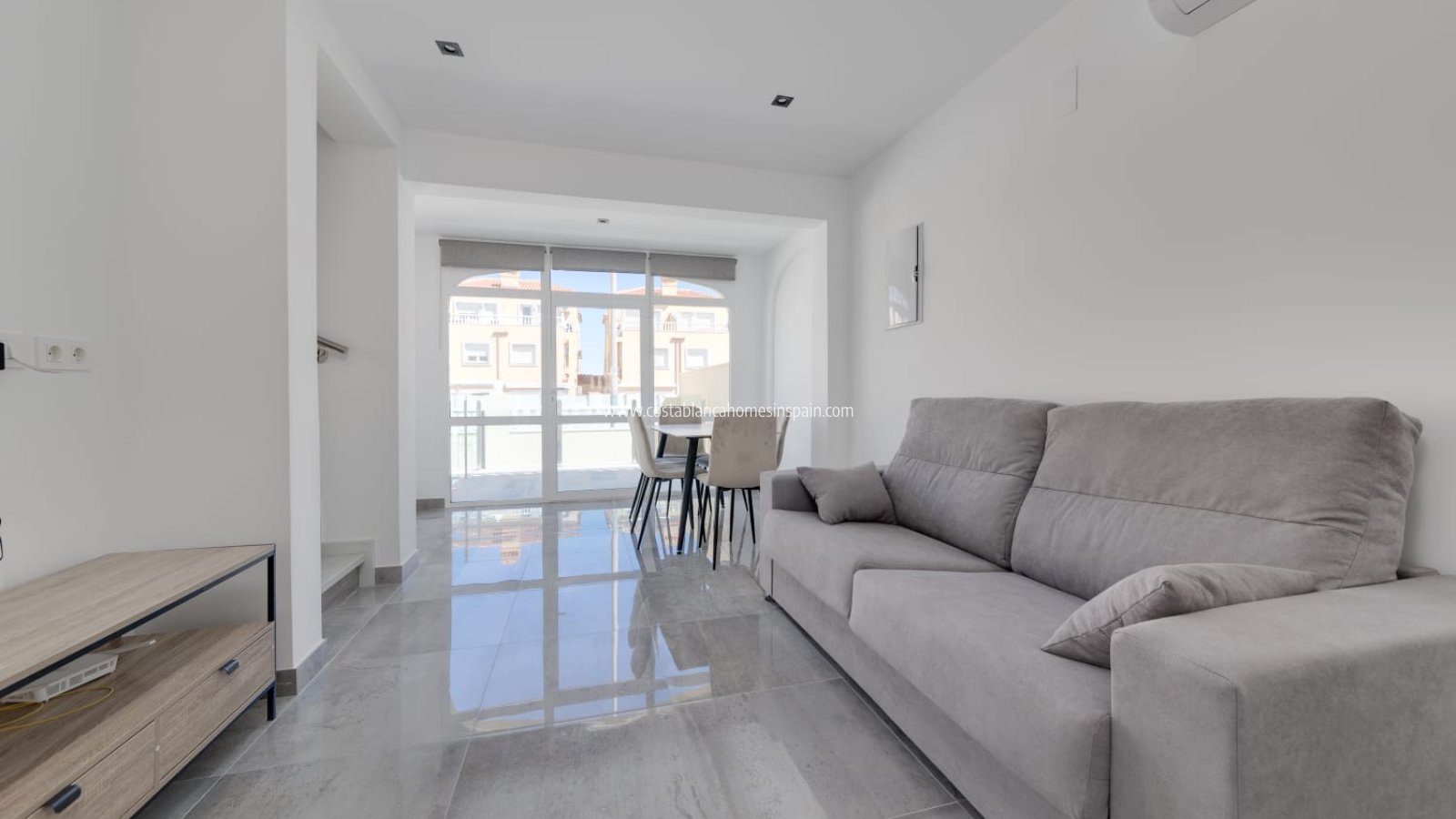 Sale - Townhouse - Orihuela Costa - La Zenia