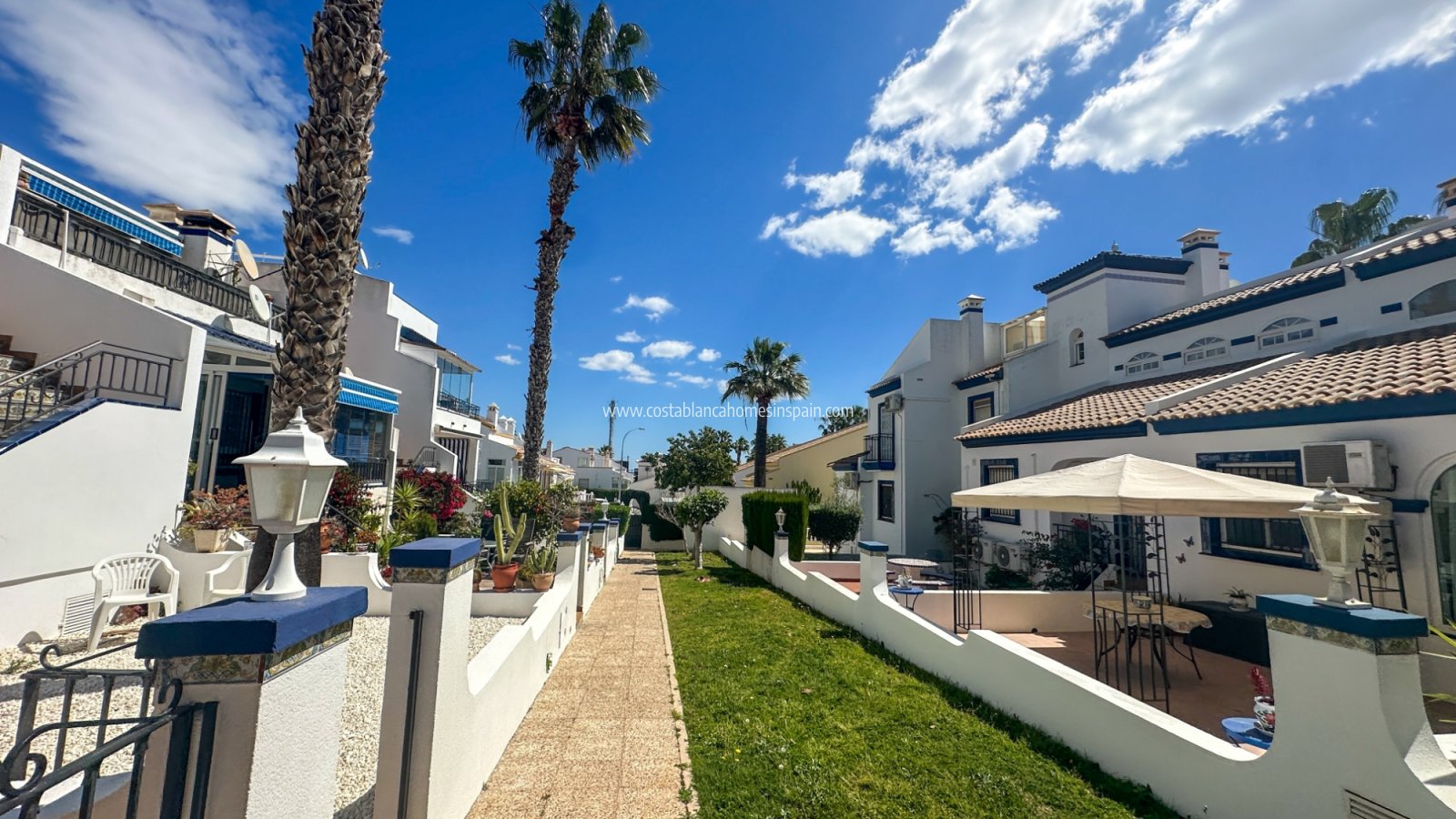 Sale - Townhouse - Orihuela Costa - Los Dolses