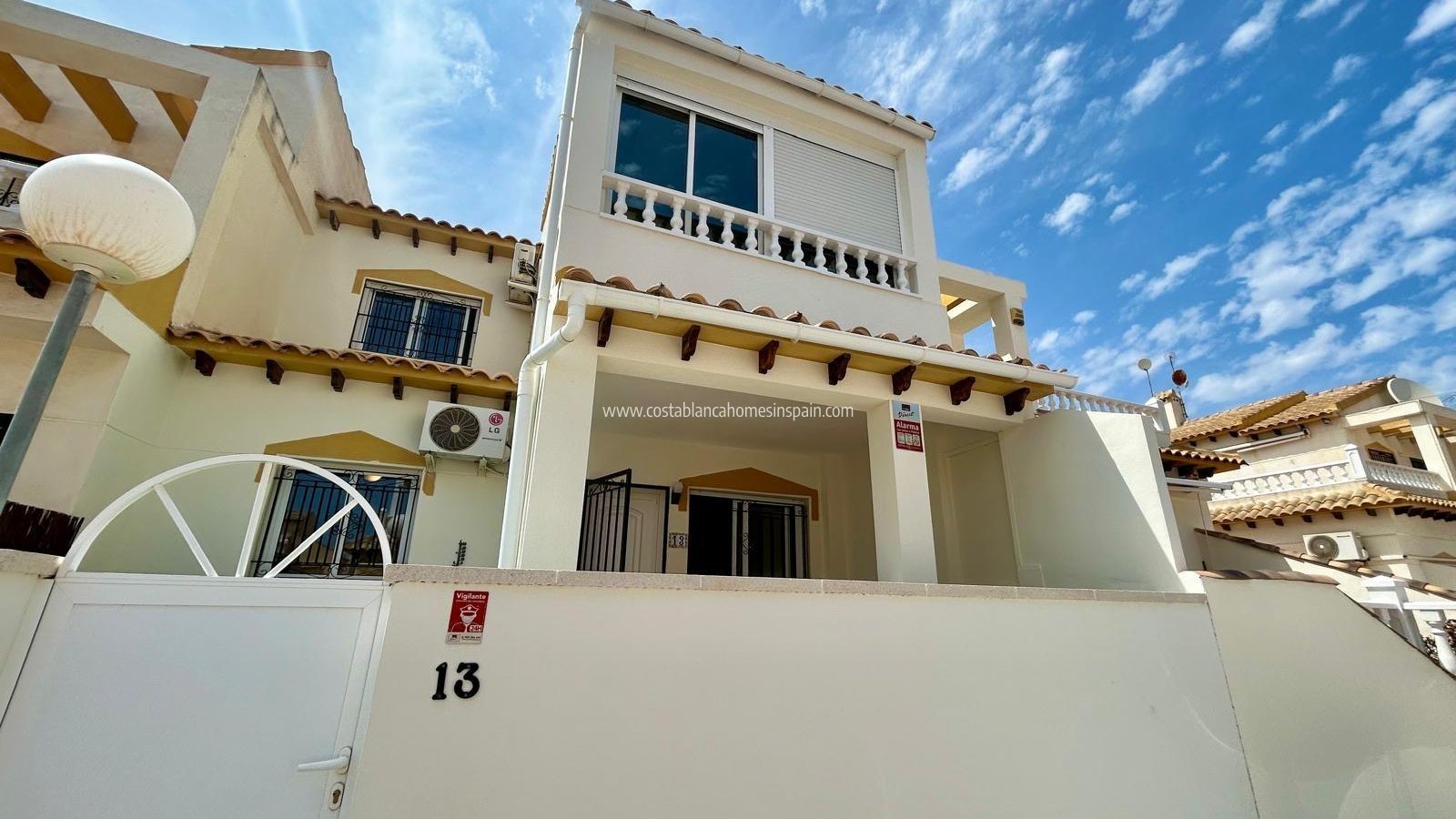 Sale - Townhouse - Orihuela - Urbanización Perla del Mar
