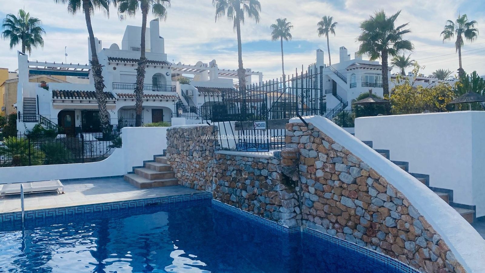 Sale - Townhouse - Villamartin - Costa Blanca