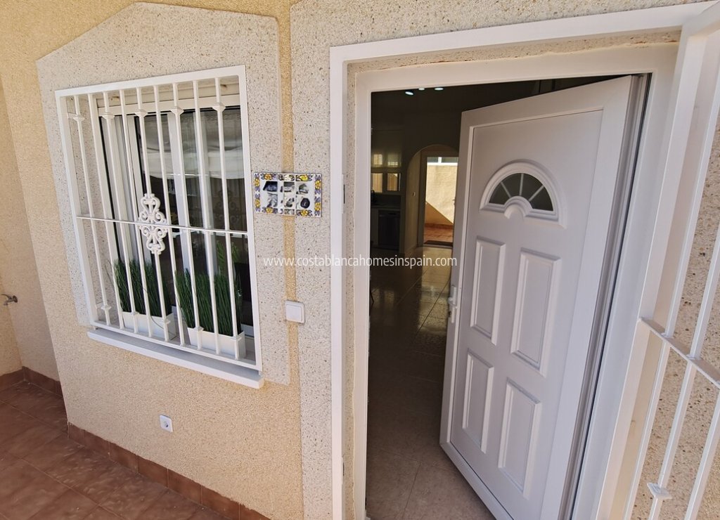 Sale - Townhouse - Villamartin - Las Filipinas