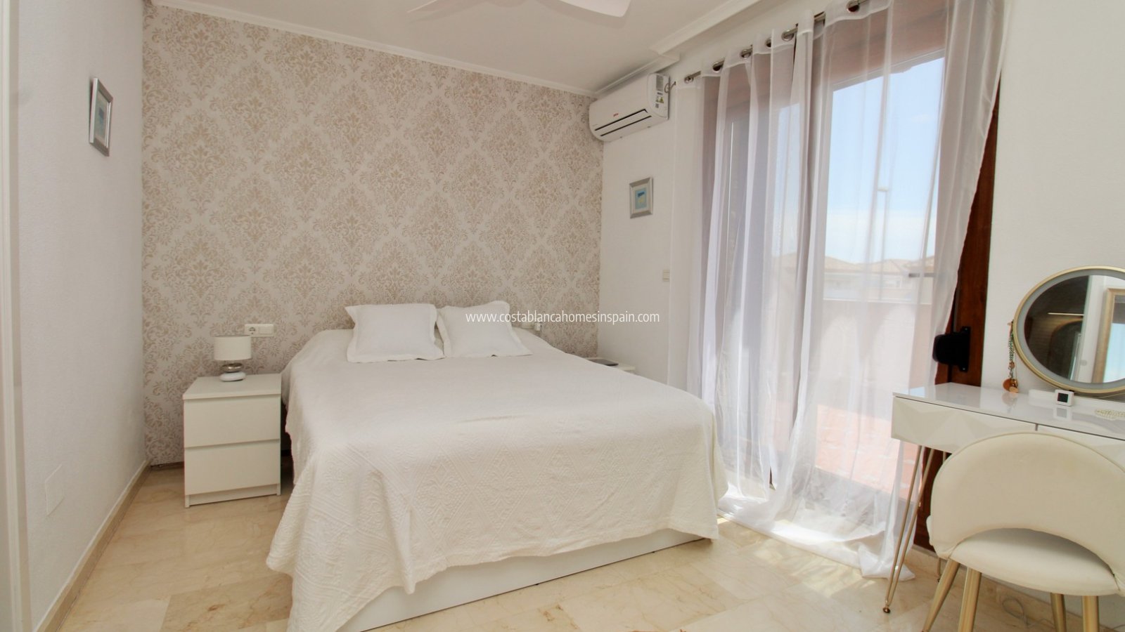 Sale - Townhouse - Villamartin - Pau 8