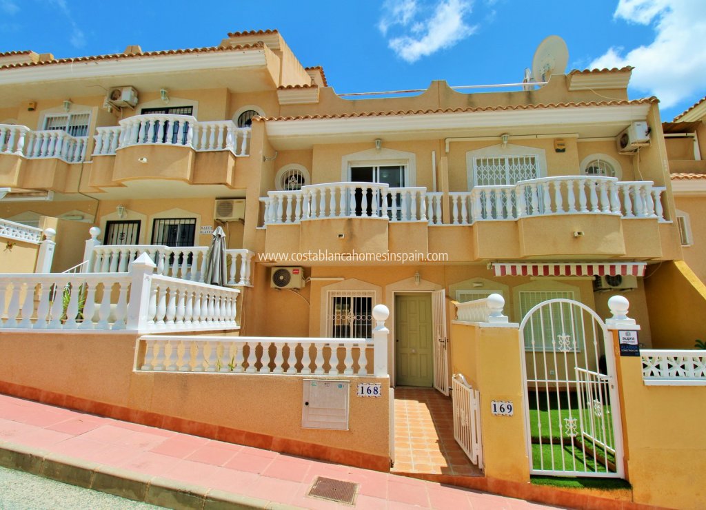 Sale - Townhouse - Villamartin