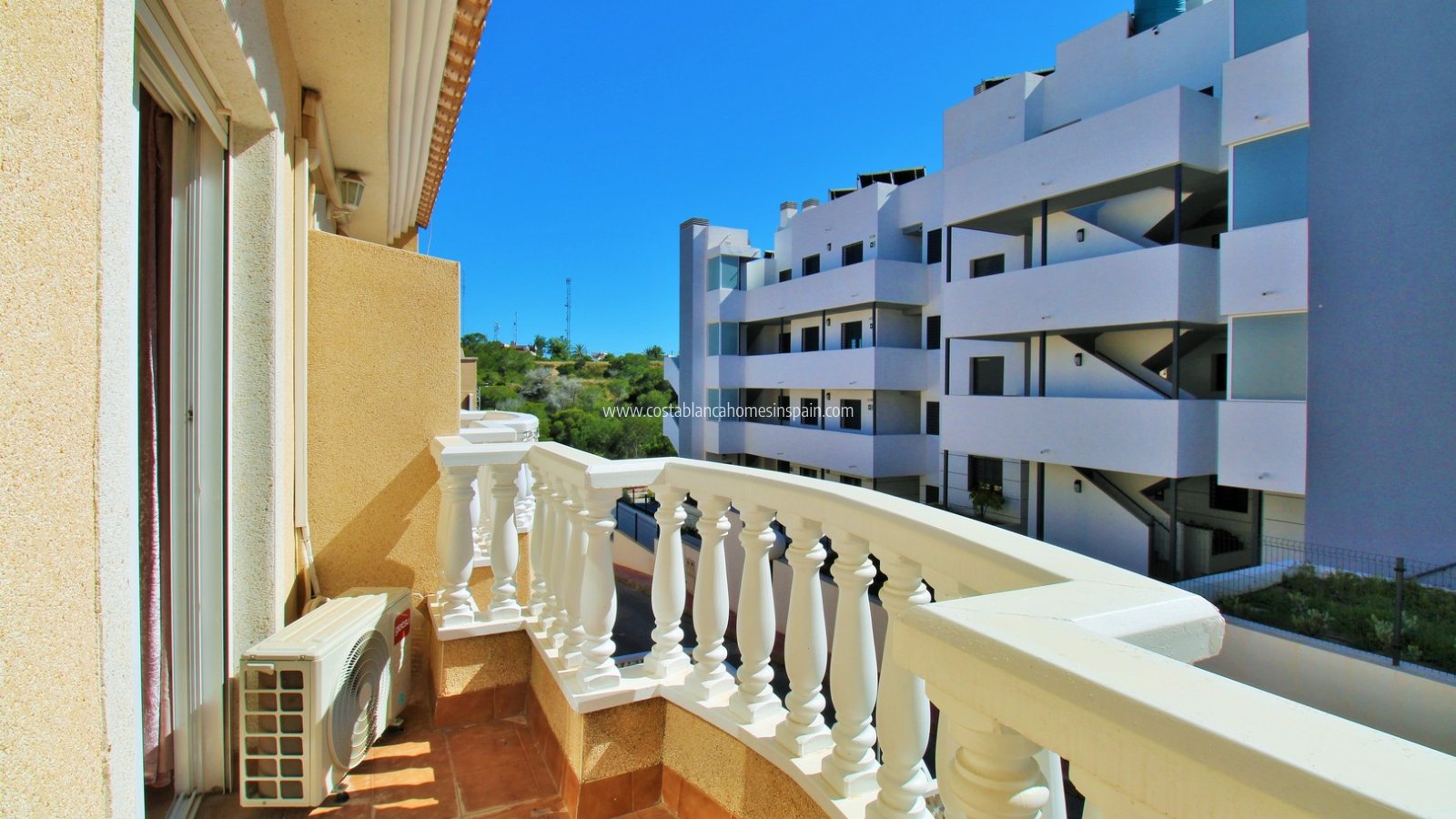 Sale - Townhouse - Villamartin
