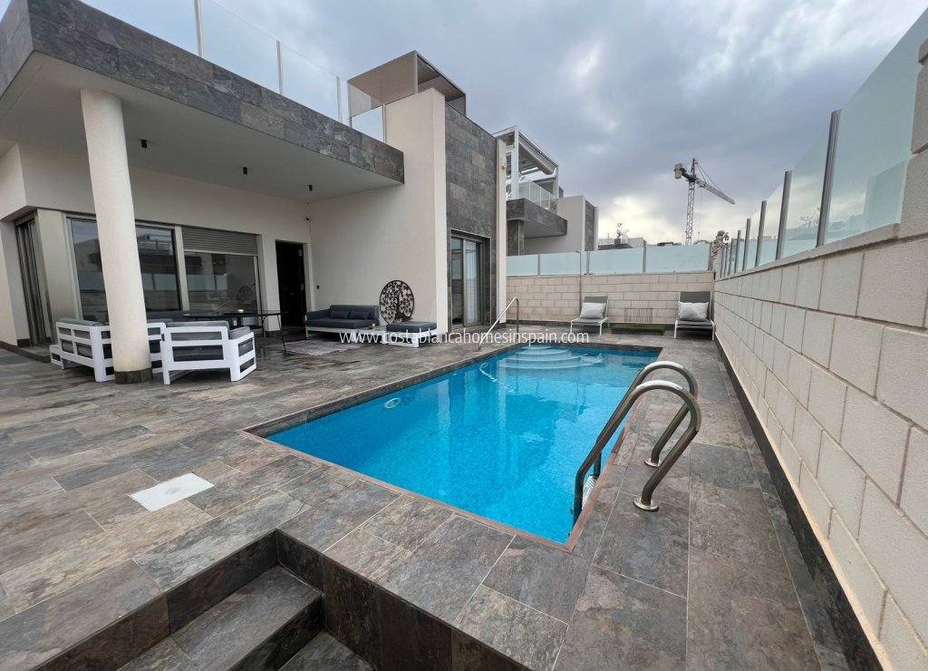 Sale -  - Villamartin