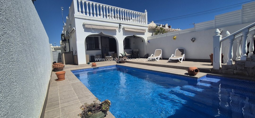 Semi - Detached Villa - Revente - Villamartin - Costa Blanca