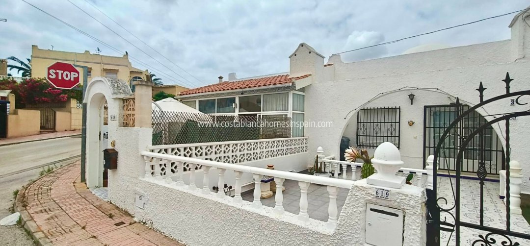 Semi - Detached Villa - Venta - Villamartin - Villamartin