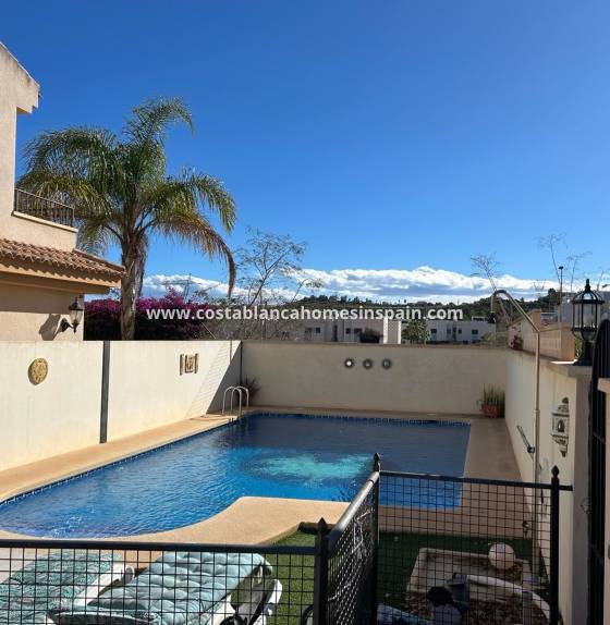 Townhouse - Endursölu - San Miguel de Salinas - 1052DG