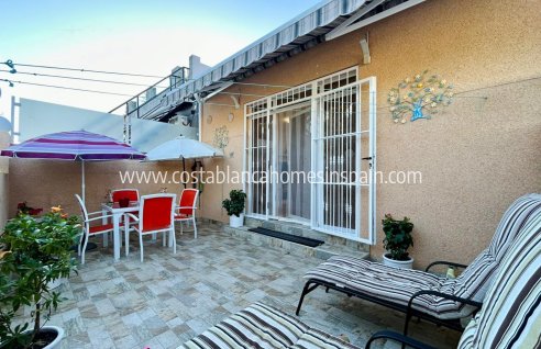 Townhouse - Használt - Torrevieja - Urbanización San Luis