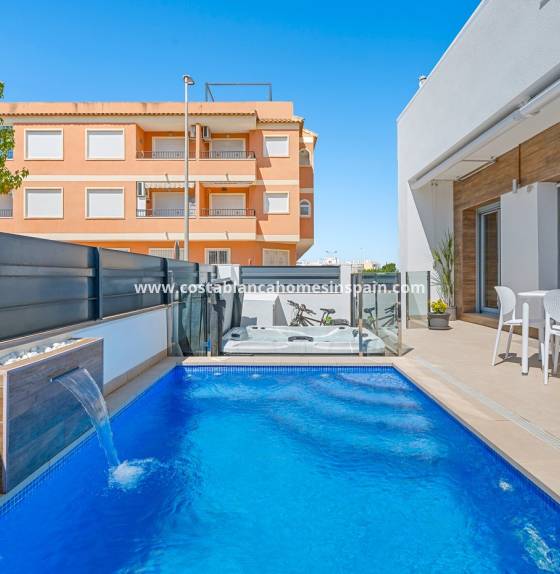 Townhouse - Re-salg - Formentera del Segura - RP-63329