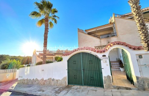 Townhouse - Re-salg - Villamartin - Costa Blanca
