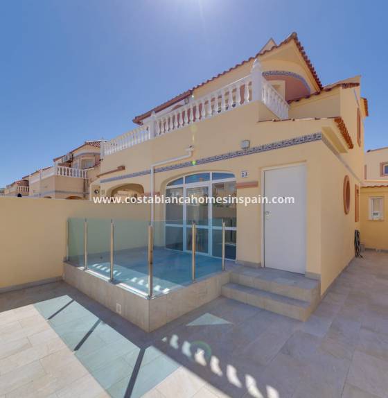 Townhouse - Resale - Orihuela Costa - 1046 NE