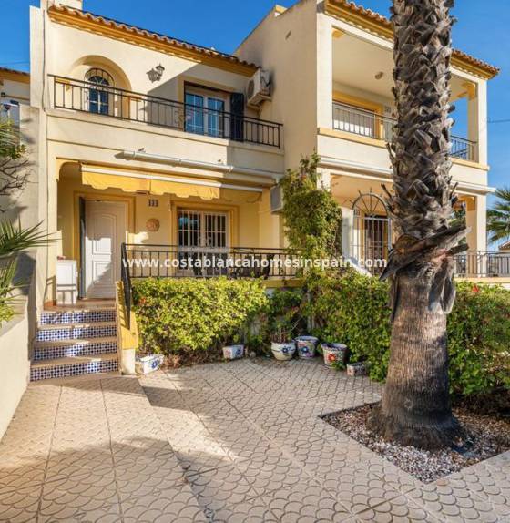 Townhouse - Resale - Villamartin - 1019DP